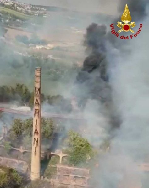 incendio salaria vigili fuoco vvf pompieri 1