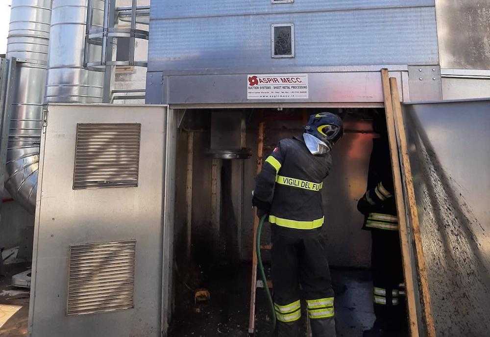 incendio silos civitavecchia incendio silos civitavecchia