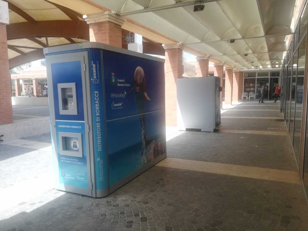 macchina_mangia_plastica_montalto1