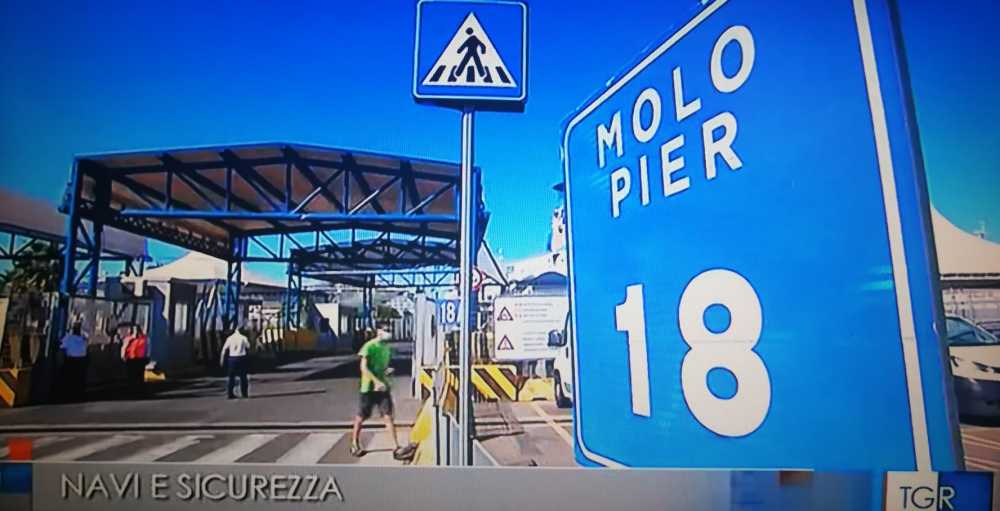molo 18 porto civitavecchia