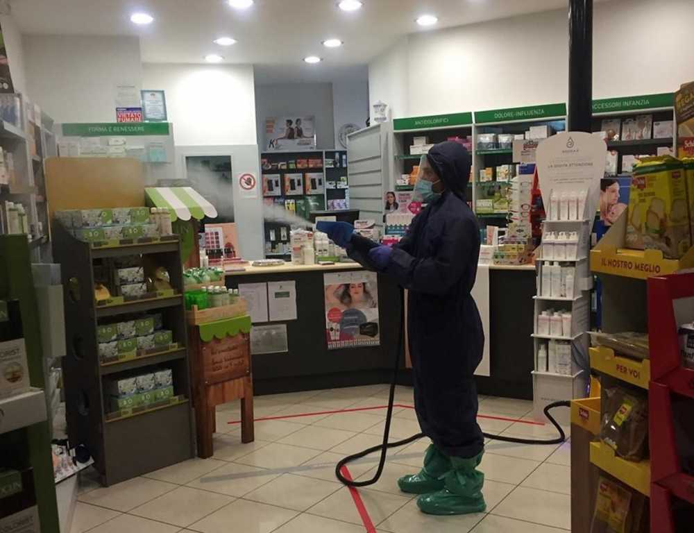 sanificazione farmacia