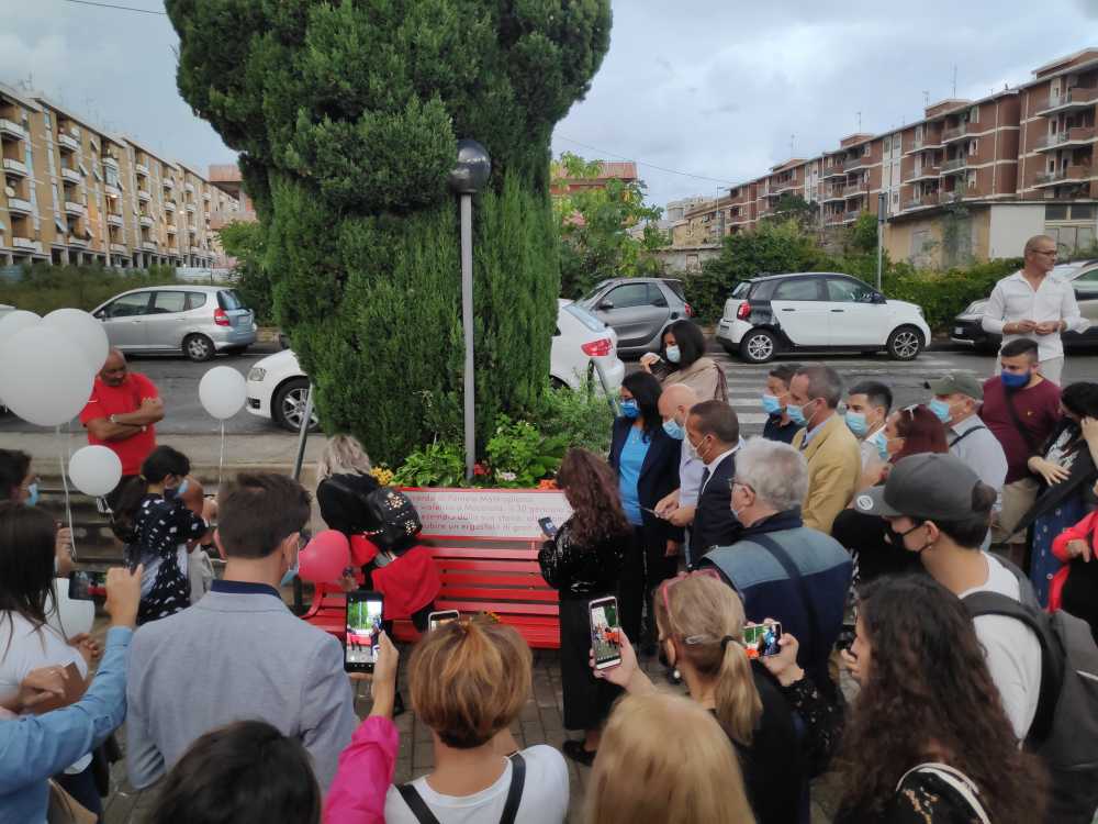 panchina rossa pamela mastropietro campo oro civitavecchia