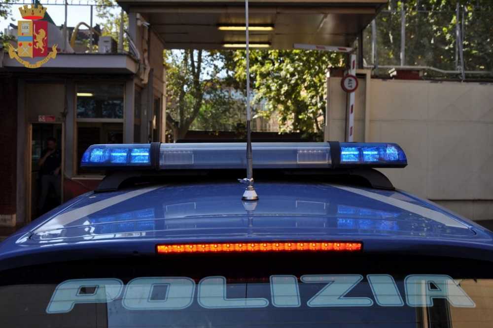 polizia auto