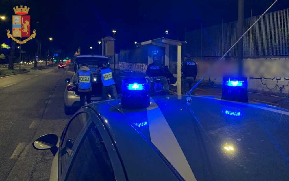 Ricercato per contrabbando in Kazakistan, 47enne arrestato dalla Polizia in un hotel sulla Colombo