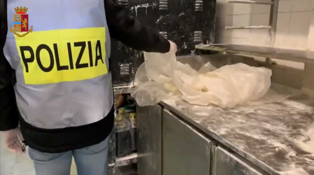 panificio polizia 1 panificio polizia