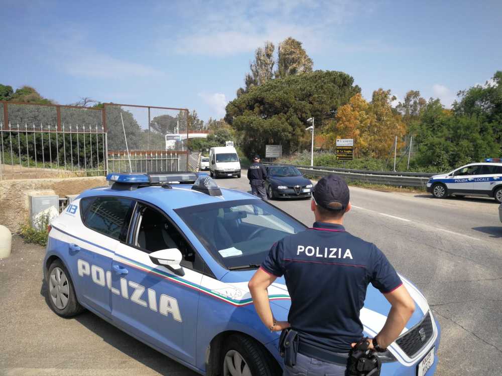 polizia posto blocco civitavecchia polizia posto blocco civitavecchia
