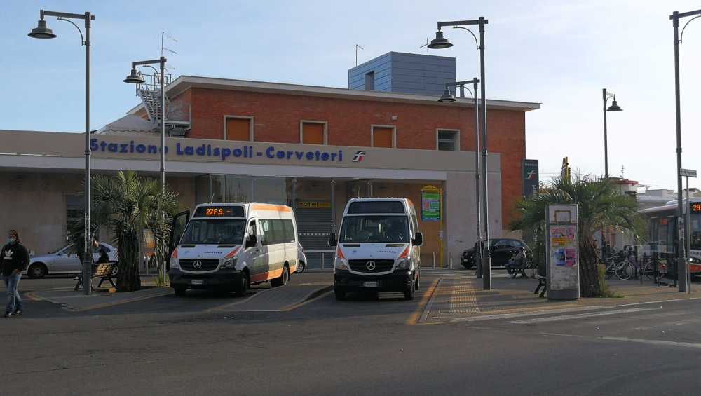 stazione ladispoli bus tpl 6 stazione ladispoli bus tpl