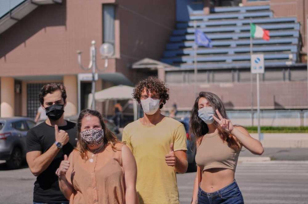 studenti ladispoli 1 flash mob biblioteca studenti ladispoli