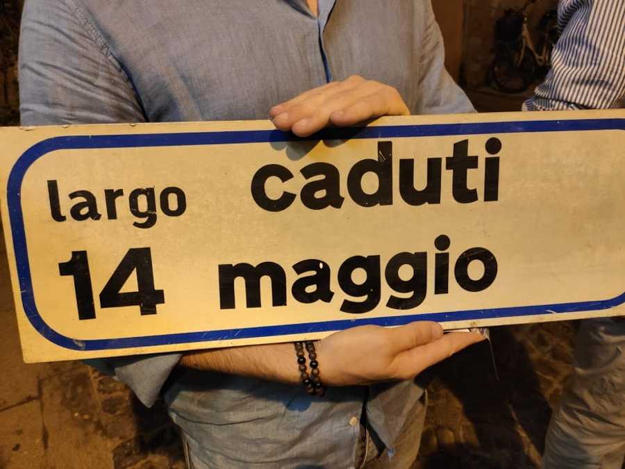 targa_largo_caduti_14maggio targa_largo_caduti_14maggio