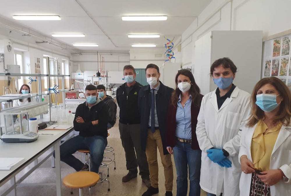 Tarquinia, il direttore di Coldiretti in visita all’ISS Cardarelli