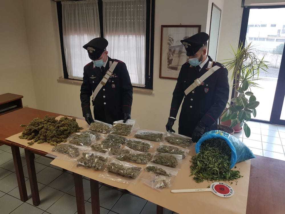 OSTIA - La droga sequestrata dai Carabinieri