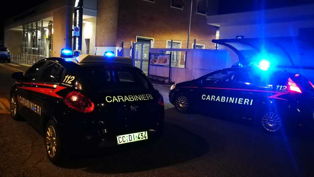 carabinieri ladispoli stazione notte 1 carabinieri ladispoli stazione notte 1
