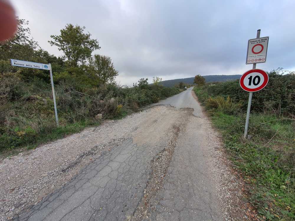 divieto.transito.intera.strada rainone tolfa divieto.transito.intera.strada rainone tolfa