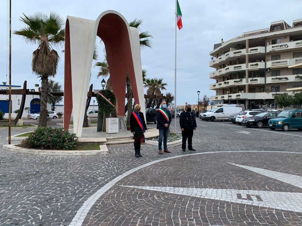 forze armate ladispoli commemorazione forze armate ladispoli commemorazione