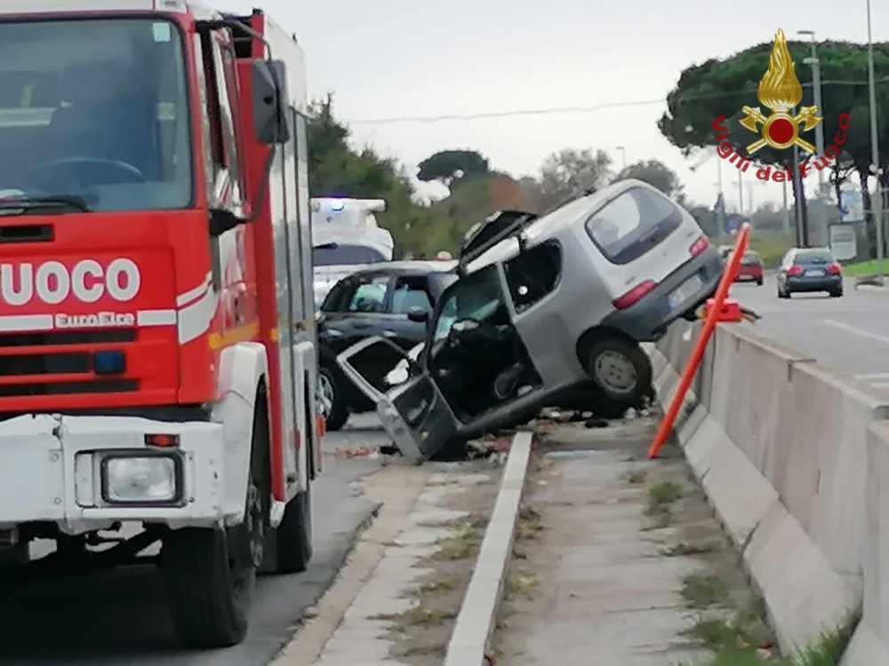 incidente portuense vvf vigili fuoco pompieri incidente portuense vvf vigili fuoco pompieri