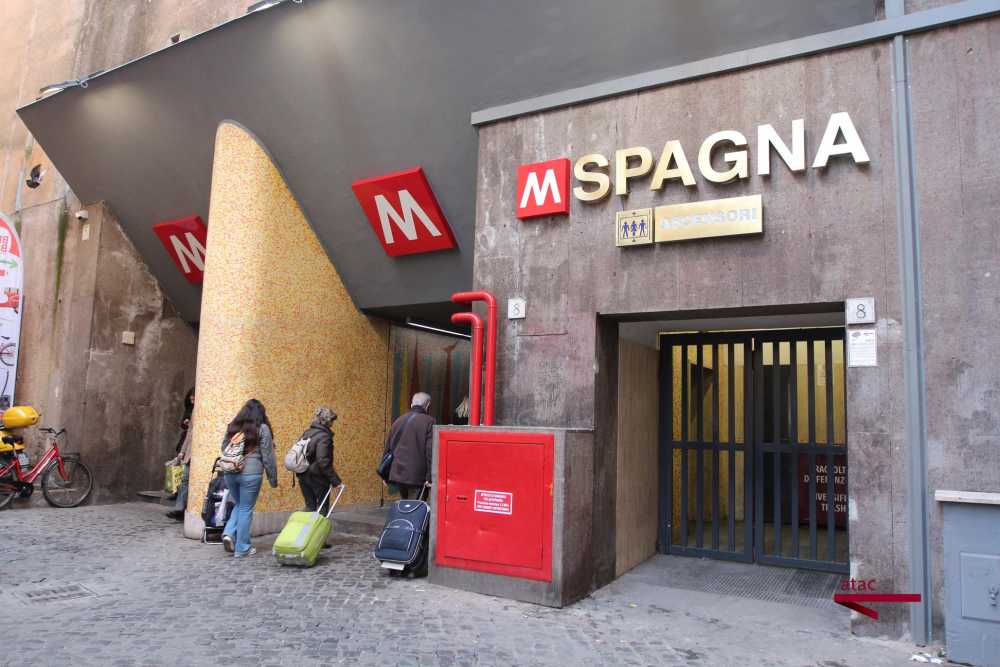 “Domani riapre la stazione metro A Spagna”: l’annuncio di Atac