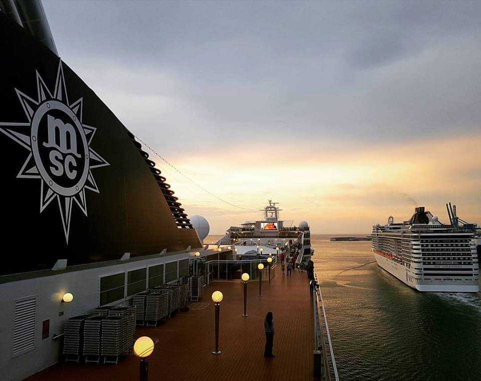 msc civitavecchia msc seaview poesia civitavecchia