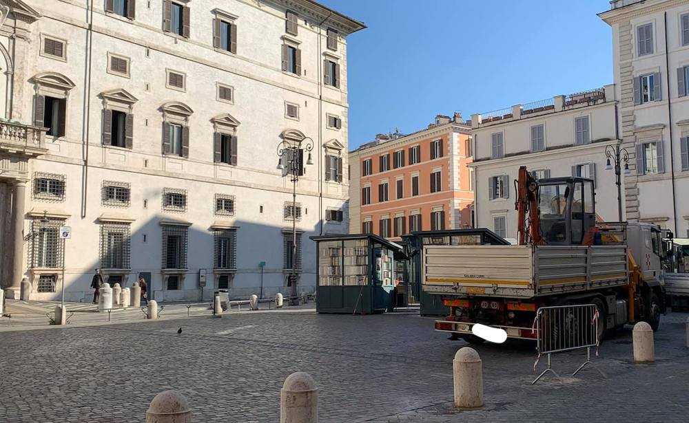 piazza borghese pedonale