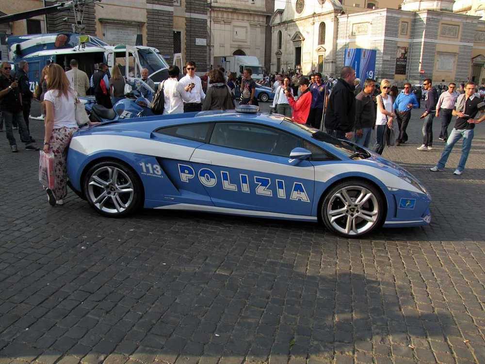 polizia piazza popolo