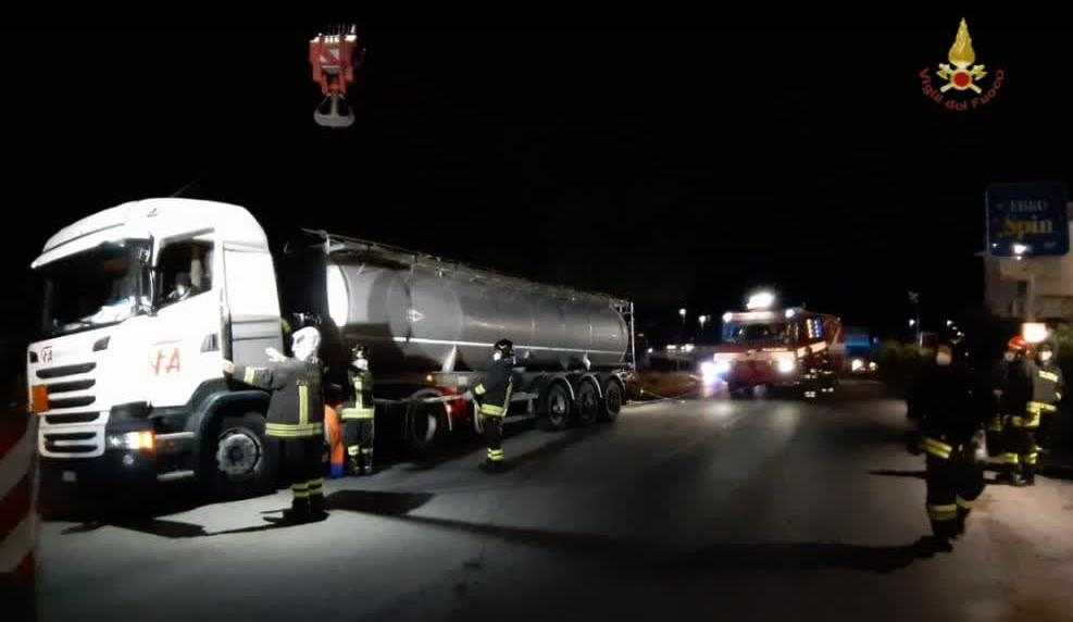 tolfa camion vigili del fuoco tolfa camion vigili del fuoco