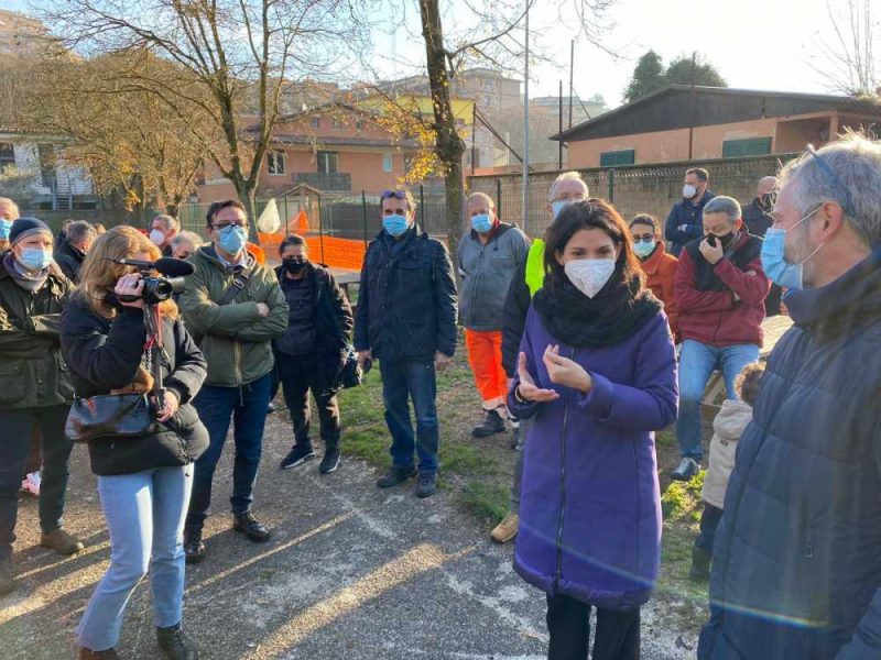 7c8adb00-295e-47c4-a199-5c23b51221e0