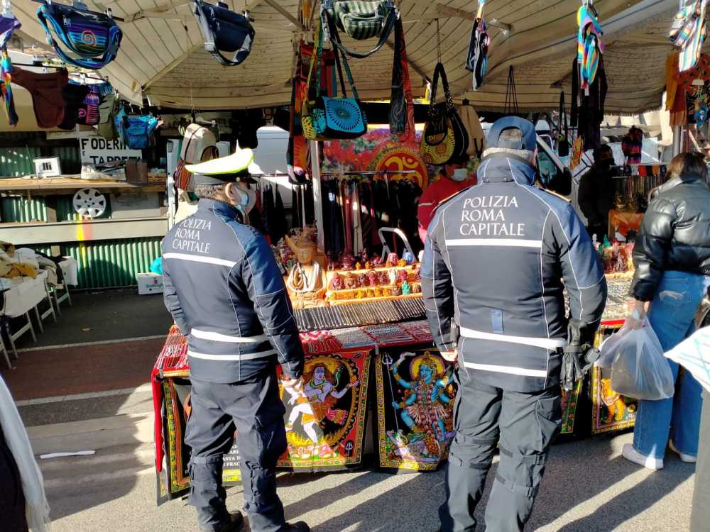 Controlli Porta Portese Polizia Locale Roma capitale Controlli Porta Portese Polizia Locale Roma capitale