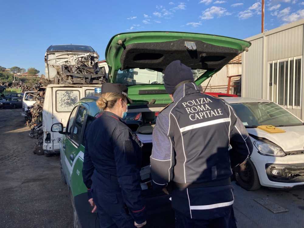 I Carabinieri Forestale + Polizia Locale Roma Capitale (5) Carabinieri Forestale + Polizia Locale Roma Capitale