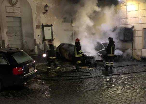 incendio anguillara 1