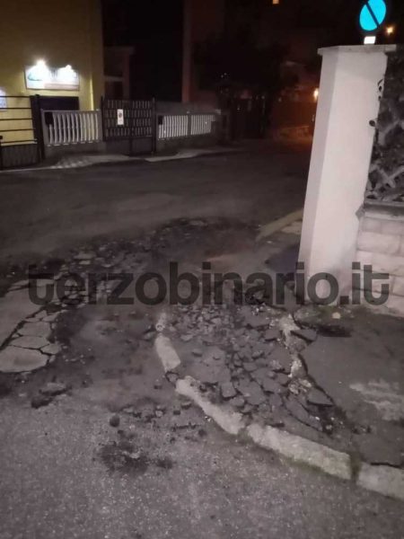 via oneglia ladispoli marciapiede (2)