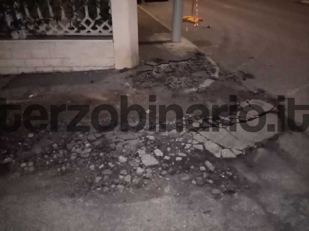 via oneglia ladispoli marciapiede (2)