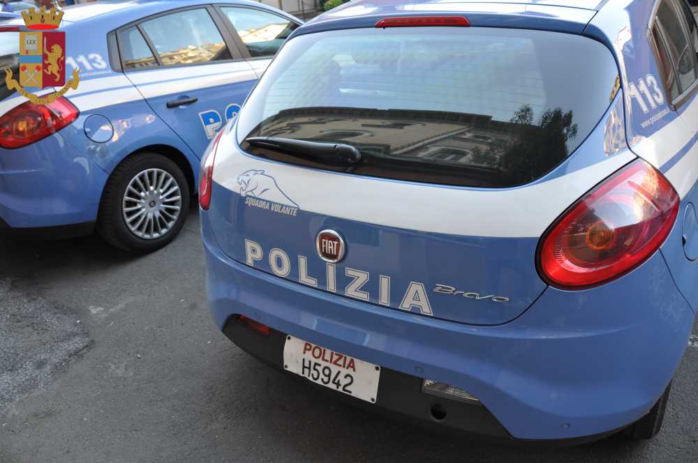 focene Auto polizia roma focene Auto polizia roma