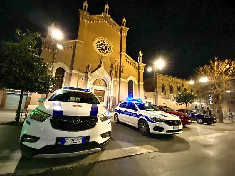 assembramenti Controlli San Lorenzo Polizia Locale roma capitale assembramenti Controlli San Lorenzo Polizia Locale roma capitale