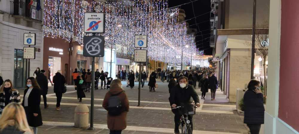bari via sparano luminarie