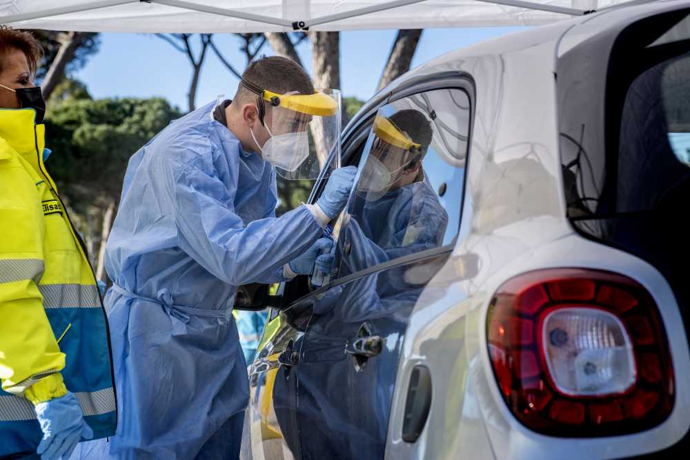 palidoro drive in tamponi covid (1) palidoro drive in tamponi covid (3)