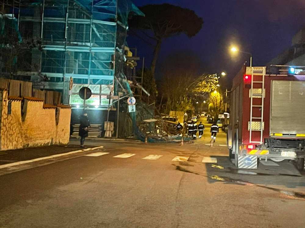 ponteggio via taranto ladispoli