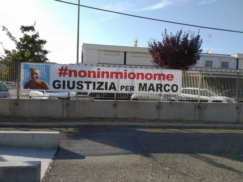 striscione marco vannini