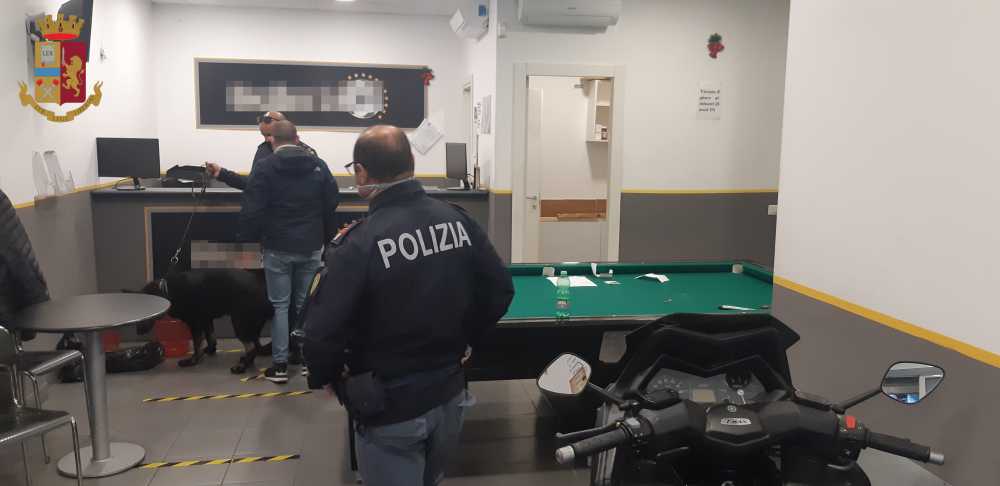Casilino polizia sala slot Casilino polizia sala slot