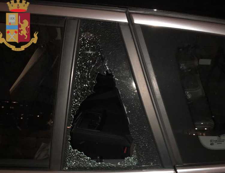 vetro rotto auto vetro rotto auto