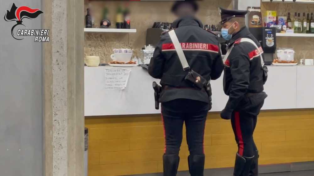 carabinieri perquisizione bar