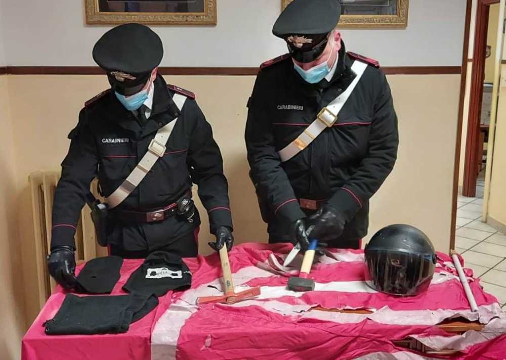 d8424631-7b8b-4508-ac5a-c6341bbe5ebe d8424631-7b8b-4508-ac5a-c6341bbe5ebe