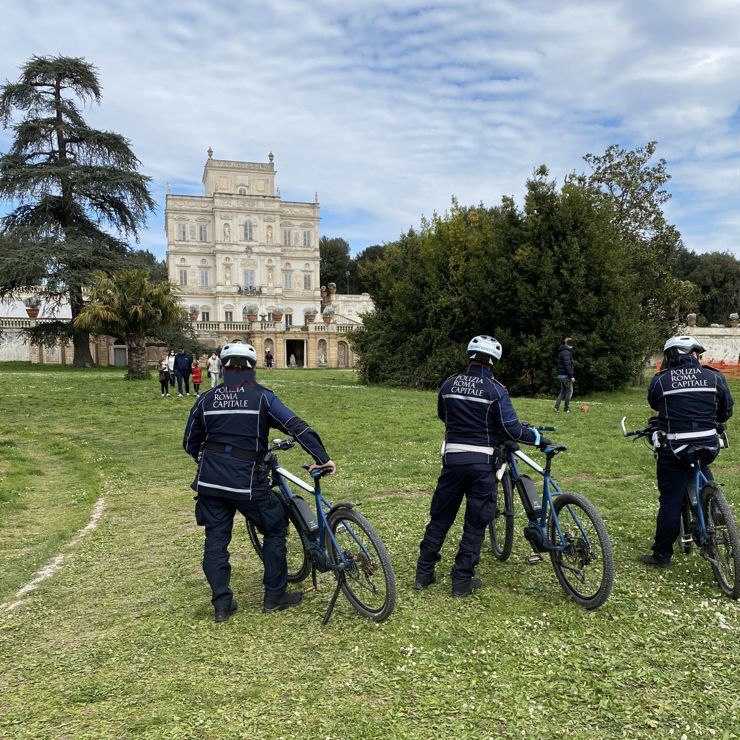 Controlli parchi e ville Polizia Locale Controlli parchi e ville Polizia Locale