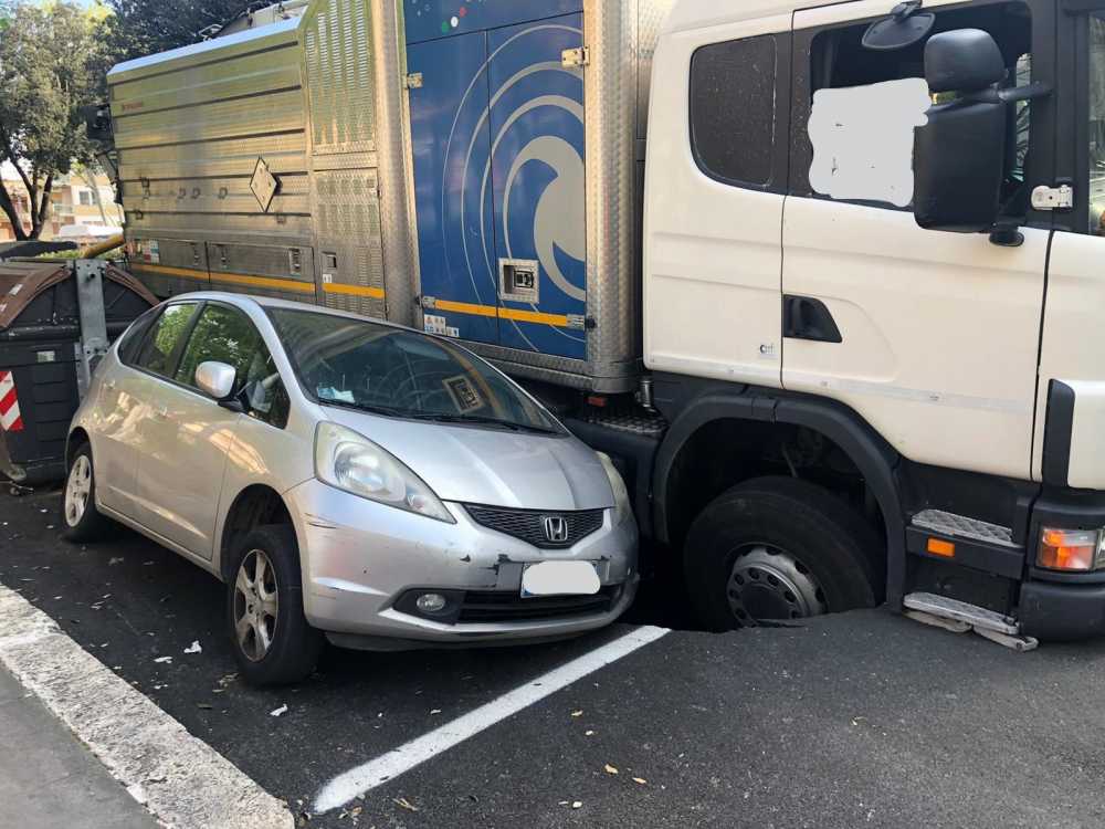 1c56d801-f167-4cb9-bddc-57217ce90ccf