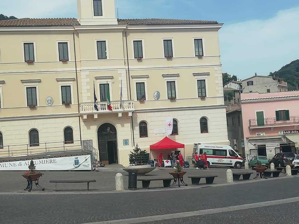 ambulanza allumiere croce rossa cri ambulanza allumiere