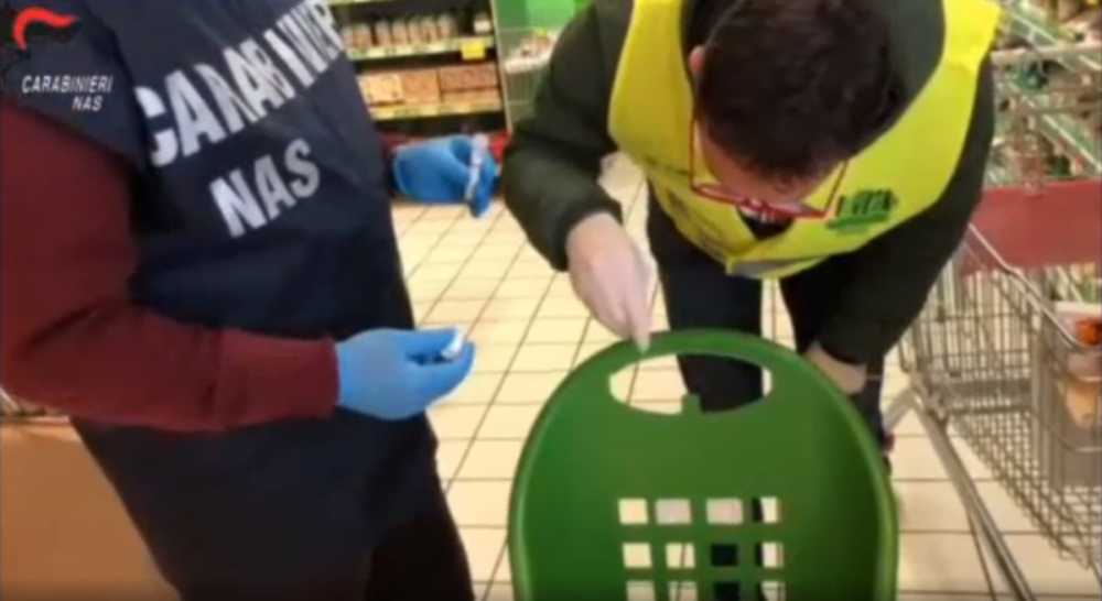 Il Covid fa la spesa: 4 tamponi positivi nei supermercati di Roma - Terzo  Binario News