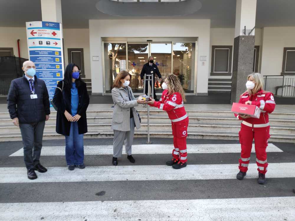 pacchi croce rossa civitavecchia