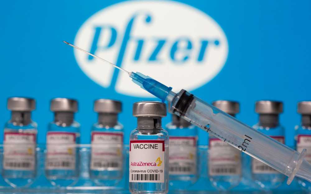 pfizer astrazeneca vaccini pfizer astrazeneca vaccini