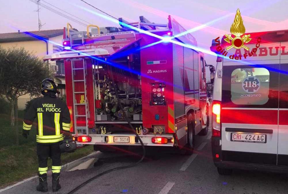 Cade dal tetto, grave un uomo di Civitavecchia