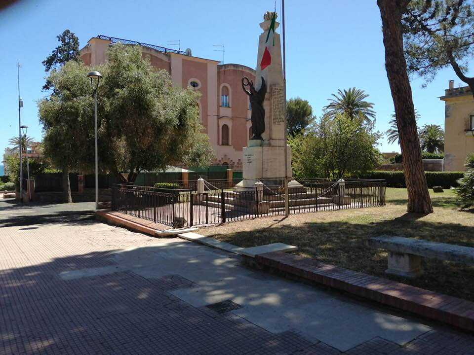 piazza unità italia monumento via libertà santa marinella monumento piazza unità italia santa marinella