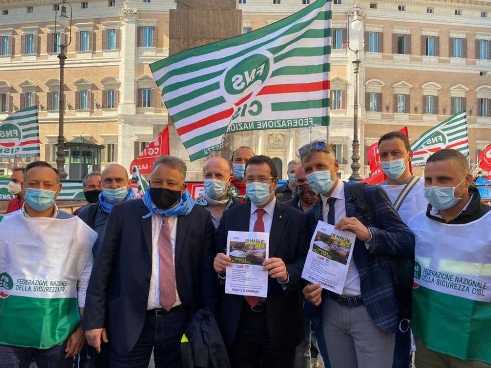 protesta vigili del fuoco