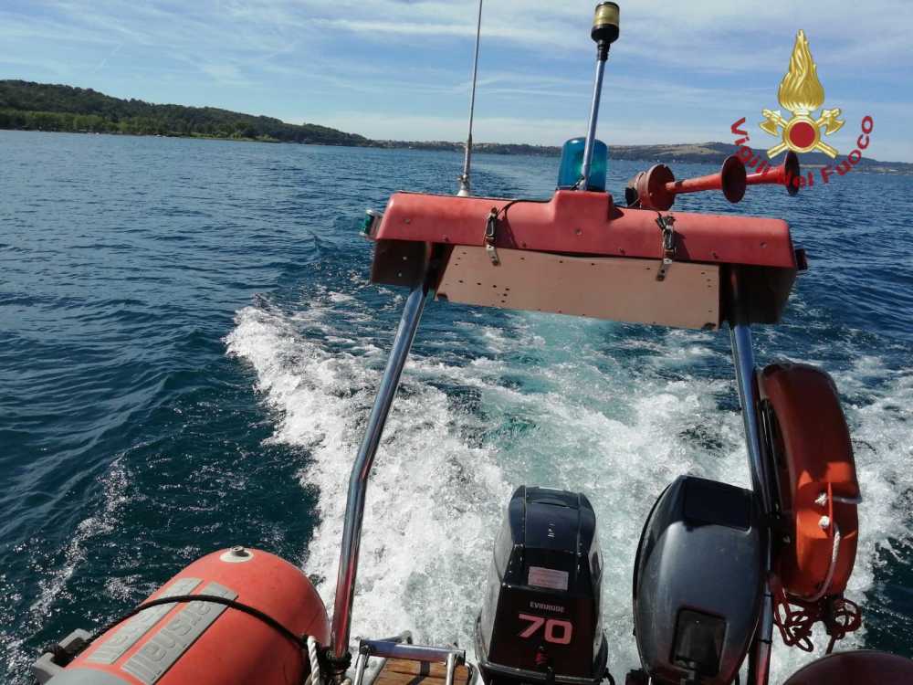 ricerche vvf vigili fuoco pompieri lago bracciano (2)